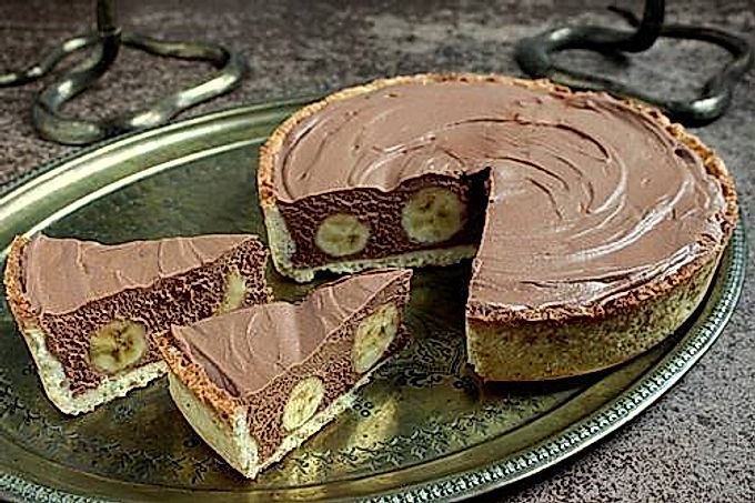 Torta di banane con mousse al cioccolato