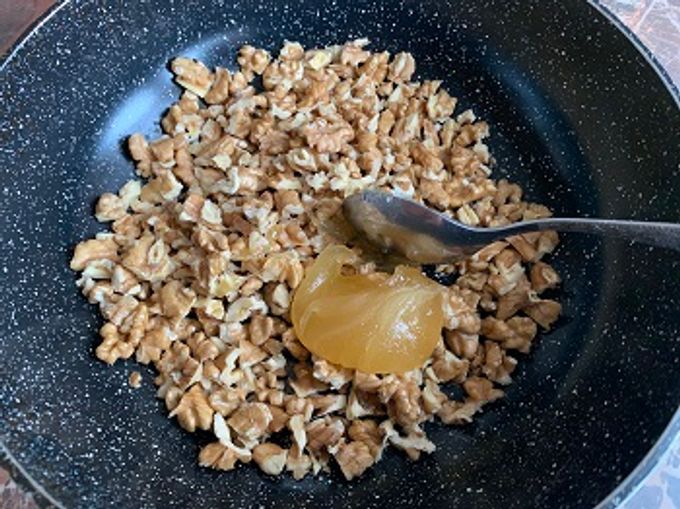 Baklava est paresseux. Recette maison simple