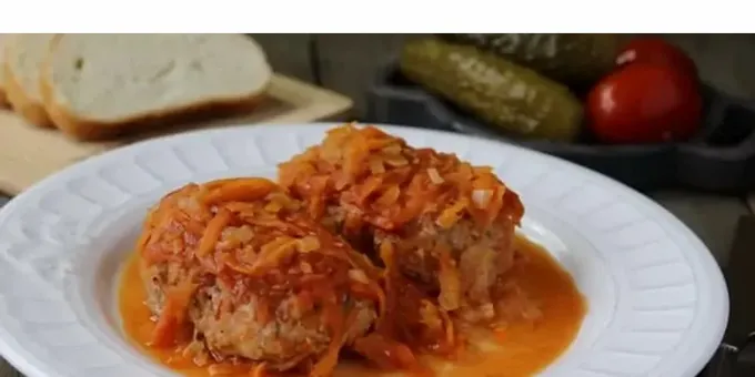  قدم الملفوف الملفوف لفات من الفرن