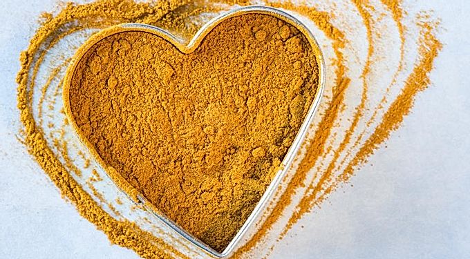 Les propietats beneficioses i medicinals de la cúrcuma són tan bones com el gingebre! + receptes