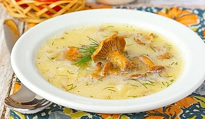 Receptes seleccionades de sopa de bolets amb rovellons