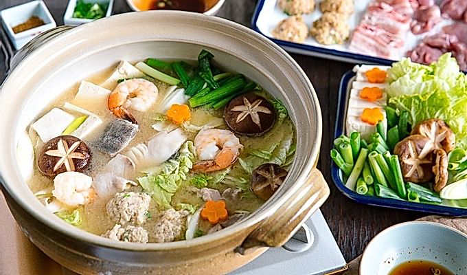 Chanko Nabe sa isang donabe hot pot.