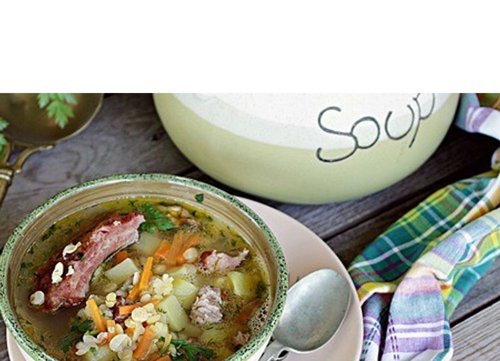 Ertsuppe med røkt ribbe