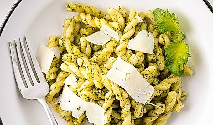 Pasta Shiso Pesto 大 葉 ジ ェ ノ ベ ー ゼ パ ス タ
