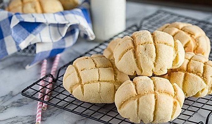 Каштанова диня (メ ロ ン パ ン) | Легкі японські рецепти на