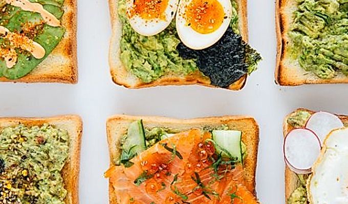6 japonských zvratů na avokádovém toastu