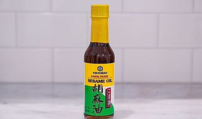 Kikkoman sezamový olej