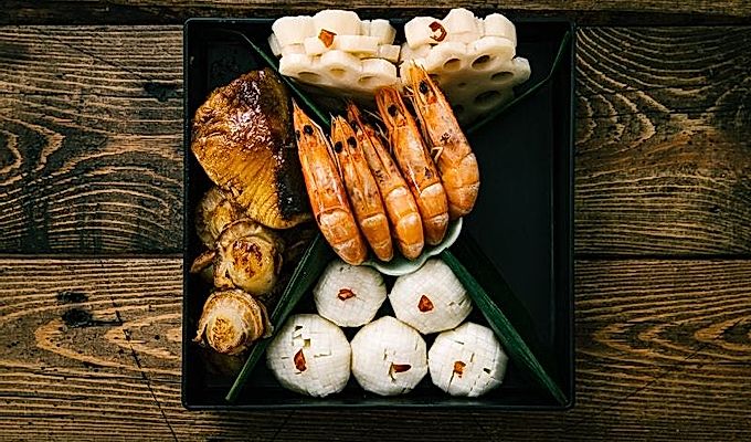 Imballaggio Osechi Ryori (cibo di Capodanno giapponese)