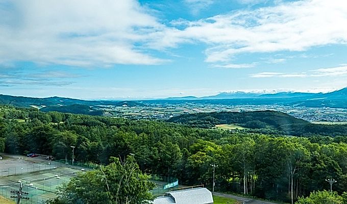 вид на Фурано из отеля New Furano Prince Hotel