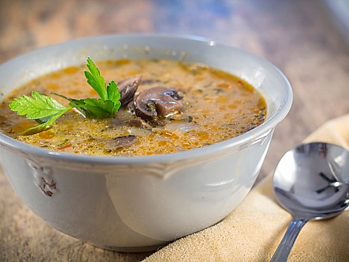 Soup with zucchini and mushrooms