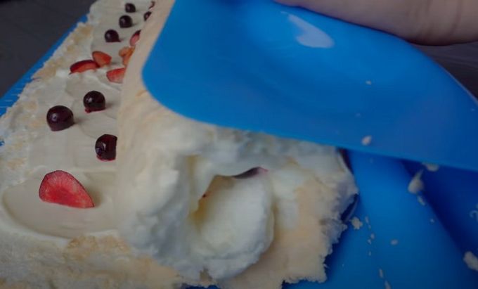 Руло безе у дома - стъпка по стъпка рецепти