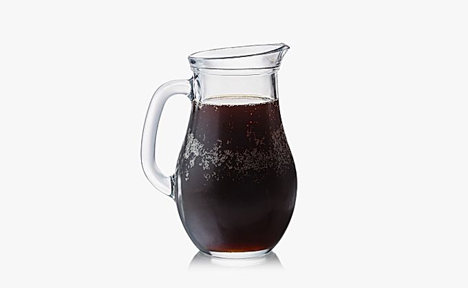 Tinapay, honey, berry: sasabihin namin sa iyo kung ano ang kvass at kung paano ito lutuin