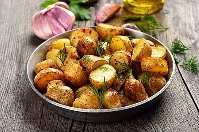 Как да приготвим млади картофи: 20 от най-вкусните рецепти