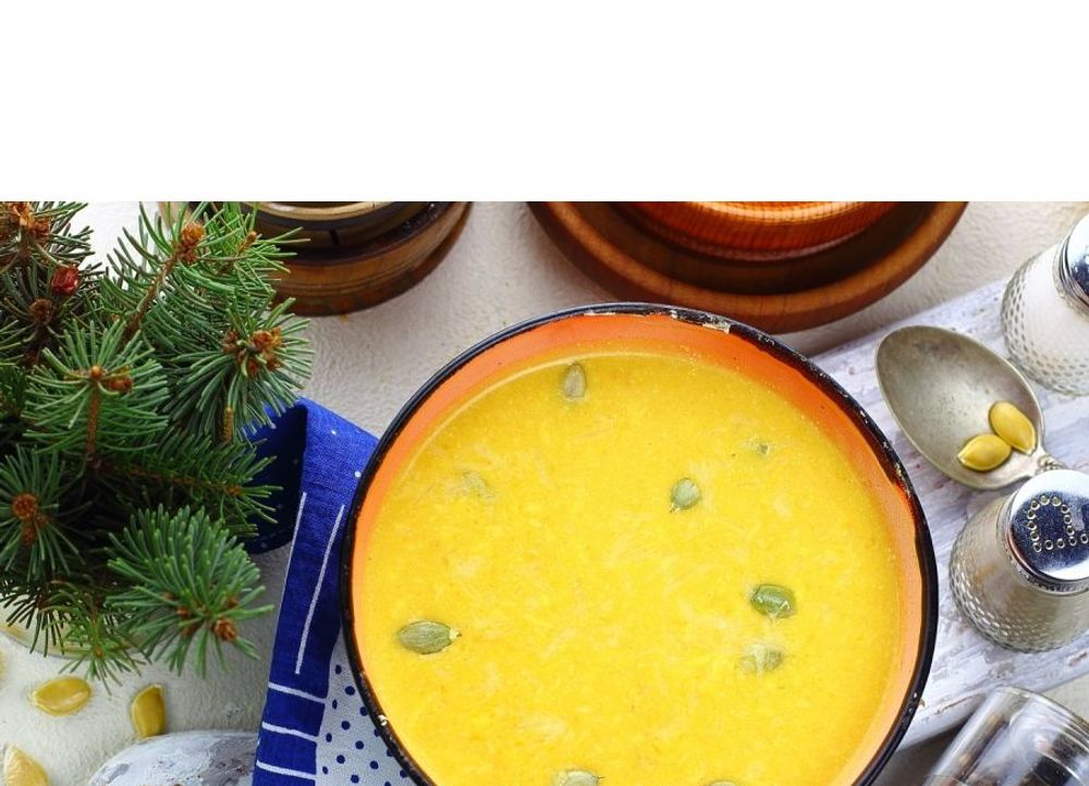 Zupa z puree z pieczonej dyni