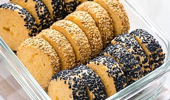 Miso vajas sütik 味噌 バ タ ー ク ッ キ ー