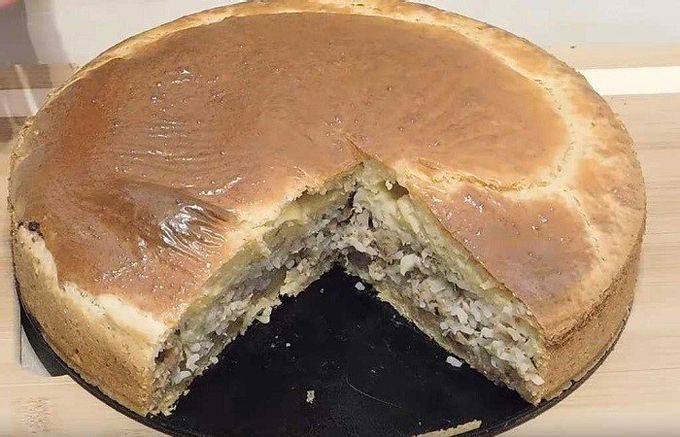 μάζα αλευριού σε μπολ