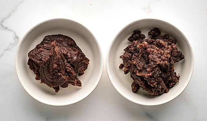 고시안(고운 팥소)과 쓰부안(덩어리진 팥소).