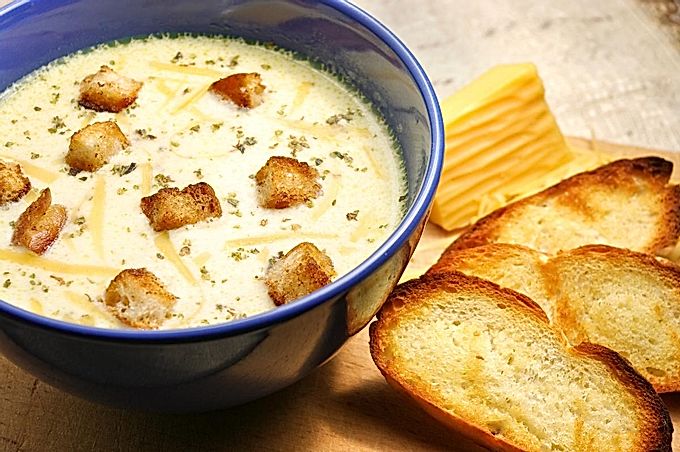 En İyi Çorba Tarifleri: Aromalı Bir İlk Yemek Nasıl Ucuz ve Kızgın Yapılır