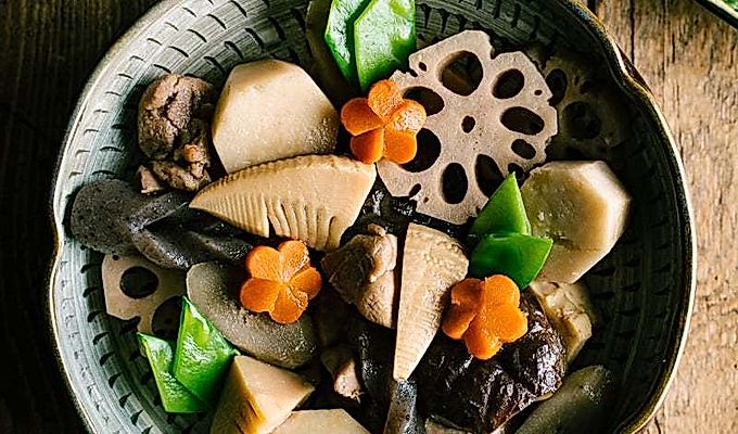 Chikuzenni (Nishime) - Simret kylling og grøntsager 筑 前 煮