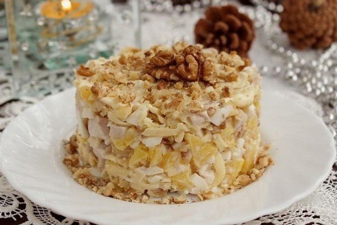 Salad with smoked chicken, nuts and pineapple