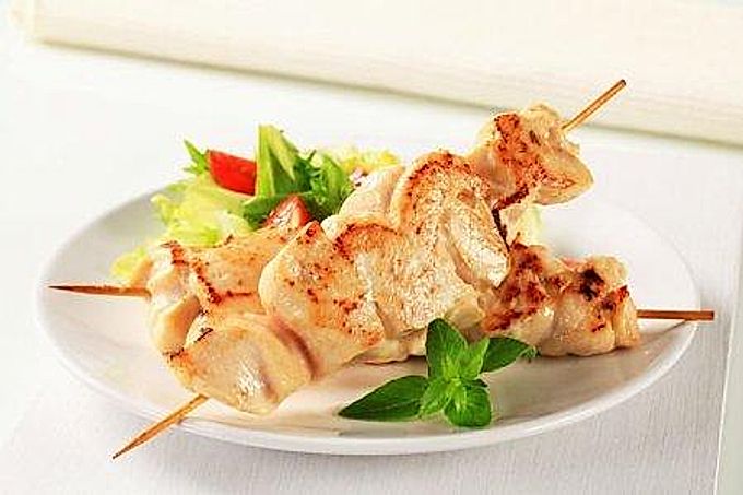 12 resipi untuk lidi ayam berair dalam ketuhar