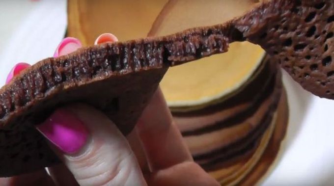 Пищни суроватъчни палачинки с дупки, доказани рецепти за вкусни палачинки