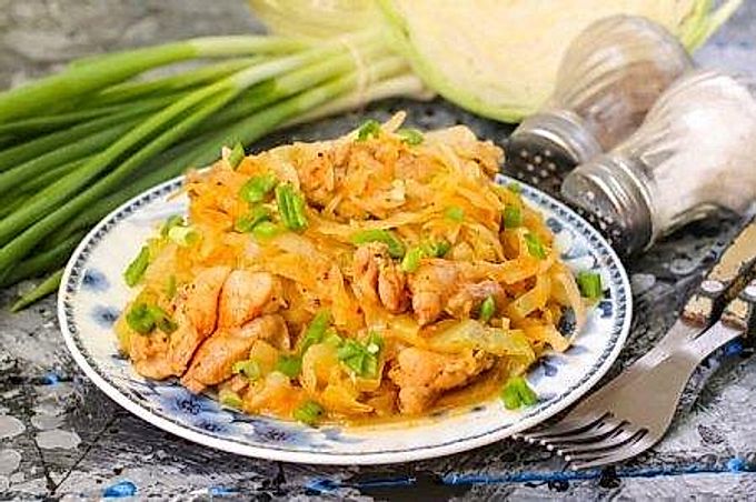 10 lihtsat lihaga hautatud kapsa retsepti