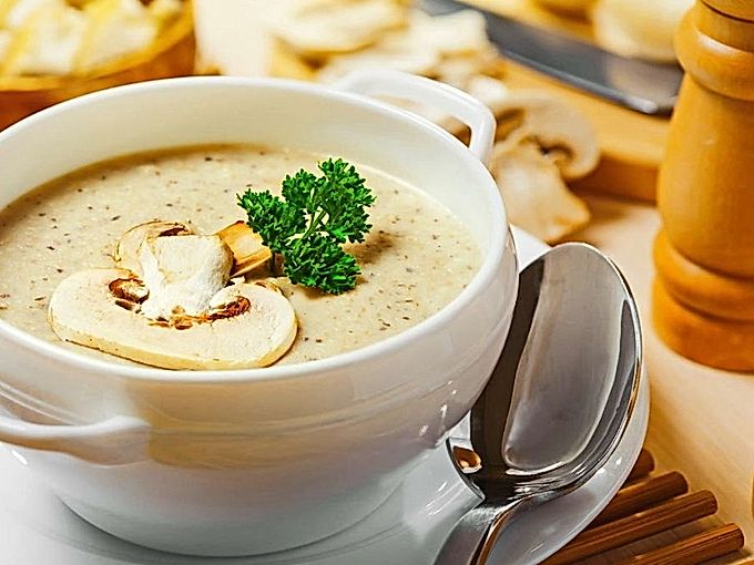 赶时间：捷克蘑菇汤“Bramboraca”