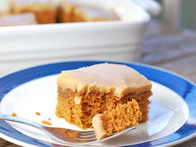 Barras de calabaza con glaseado de caramelo a la antigua